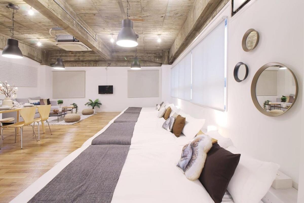 อพาร์ทเม้น Bhotel Nikke - 1br For 10ppl Near Hondori Shopping ฮิโรชิม่า
